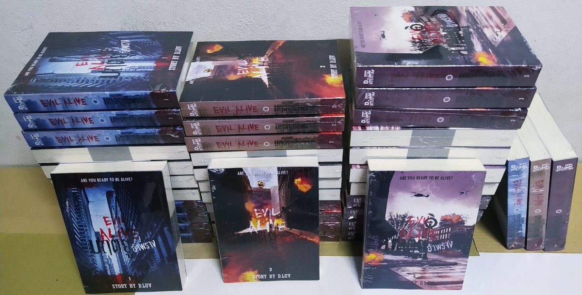 LUVniverse44's tweet photo. PlsRT💚
ตอนนี้มีฉบับรวมเล่ม Evil Alive พร้อมส่งเหลือ 2 ชุดนะคะ
พร้อมแถมโปสการ์ด 6 ลาย
ใครสนใจ หรือมีข้อสงสัย ติดต่อทาง DM ได้เลยค่ะ
เข้าไปดูรายละเอียดรูปเล่ม >> https://t.co/o5TE7UQ3rY
#StillAliveMB
#markbam #markbamfiction #ฟิคมาร์คแบม https://t.co/kpahITfnhJ