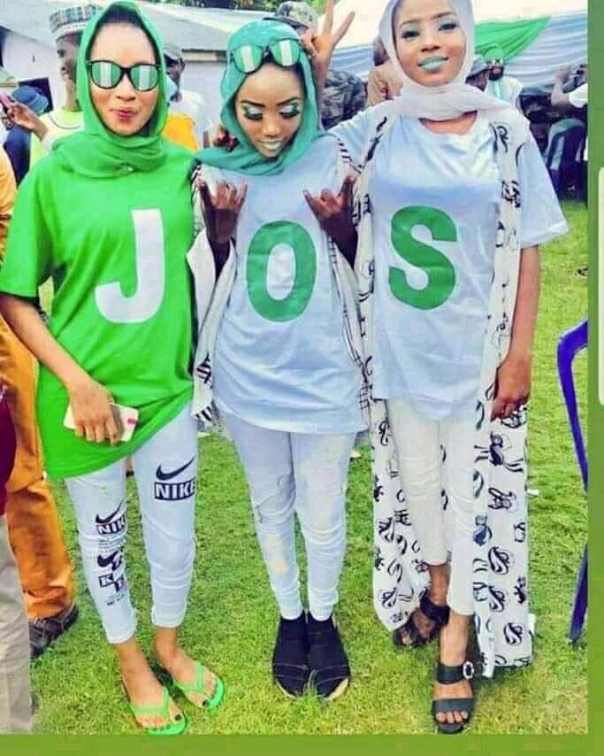rabbs44's tweet photo. Jos people no de carry last woo proudly Jos guy happy independent Nigerians https://t.co/EuR1BWVI3F