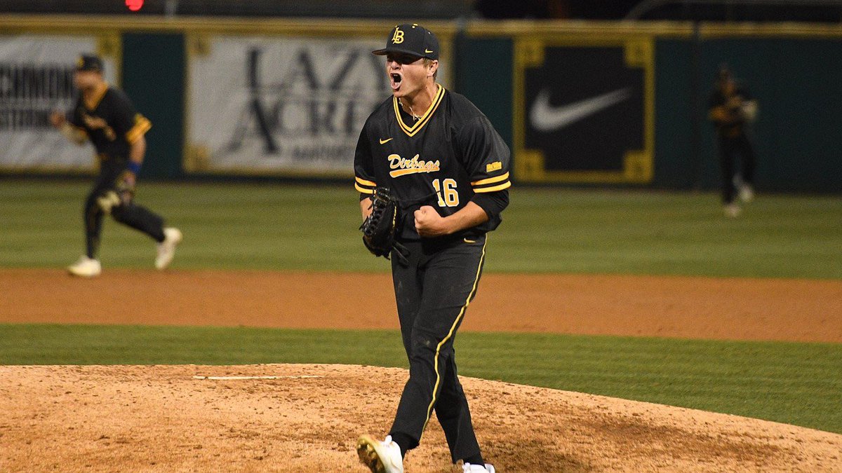 Austin Castillo tweet media