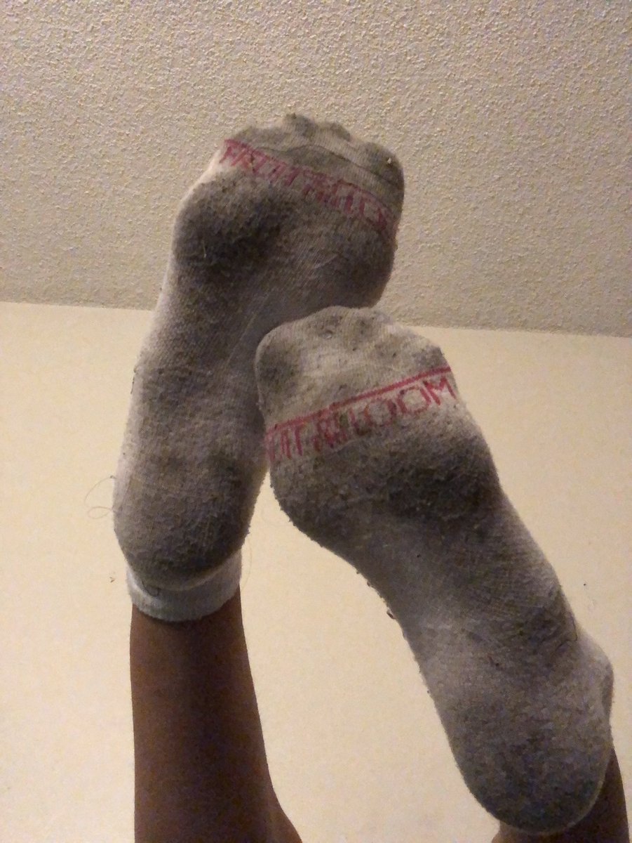bbyykat's tweet photo. can't believe how dirty my socks got today:o

 #stinkyfeetgirl #stinkysocks #sellingfeetpics #feet #footfetishnation #footfetish👣 #footporn #footgoddesses #feetworship #feetlovers #soles  #toesfetish #prettytoes #toenails  #sexyfeet #sexyfeetandtoes #sexytoes #sexyfeetpics https://t.co/iUi9W1r5uF