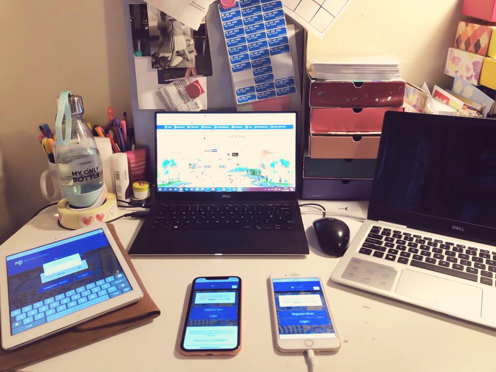 MiniPrintVint's tweet image. She never sleeps! RT @ArtStamped: Life for the next 72 hours. Virtual #Stampex, let’s be having you!