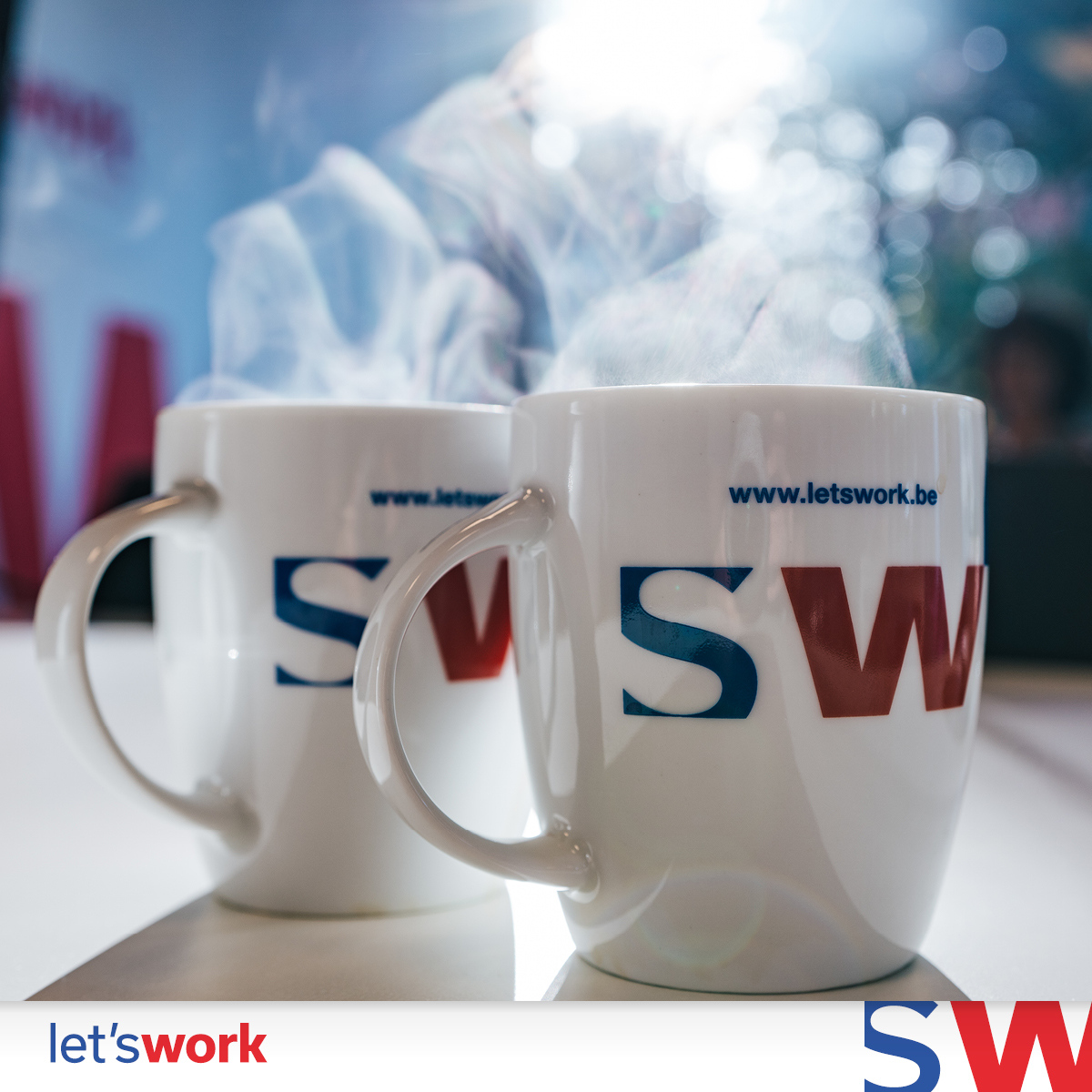LetsWorkBE's tweet photo. Procaffeinating! ☕
(n.) the tendency to not start the working day until you've had a cup of coffee.

Dagelijks, maar zeker vandaag op de Internationale Dag van de Koffie, starten wij onze dag met een heerlijke kop koffie! 

#ltswrk #internationalcoffeeday https://t.co/zThU4Qbrtg