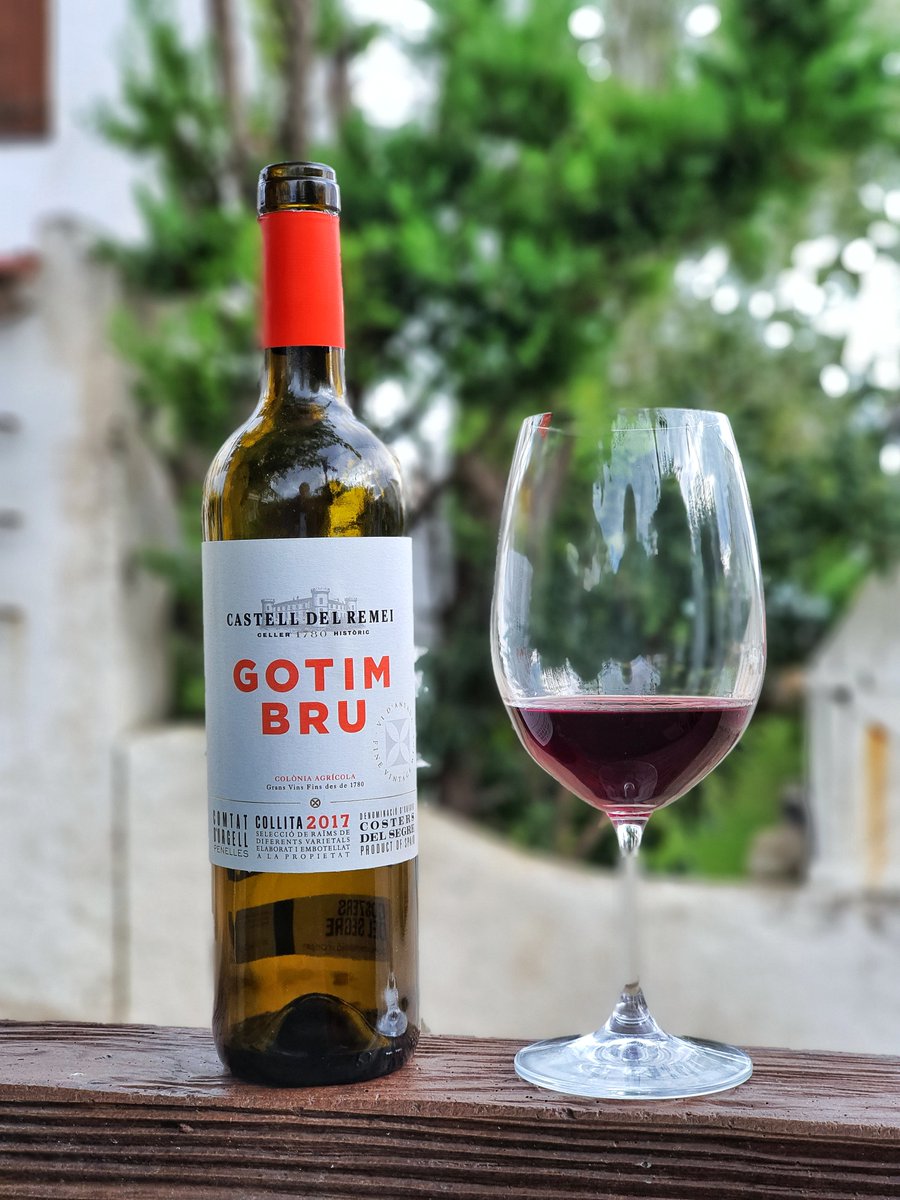 elvinet's tweet image. 🍃 GOTIM BRU 🍇🍷
El vino más accesible de @CASTELLDELREMEI

🍷 Castell del Remei Gotim Bru 2017
📌 @DO_CostersSegre 

¡Qué bien le ha sentado descansar unos cuantos meses!👏🏻

#CastelldelRemei #GotimBru #DOCostersdelSegre #ViCatalà #VideProximitat
#Wine
#WineEducator