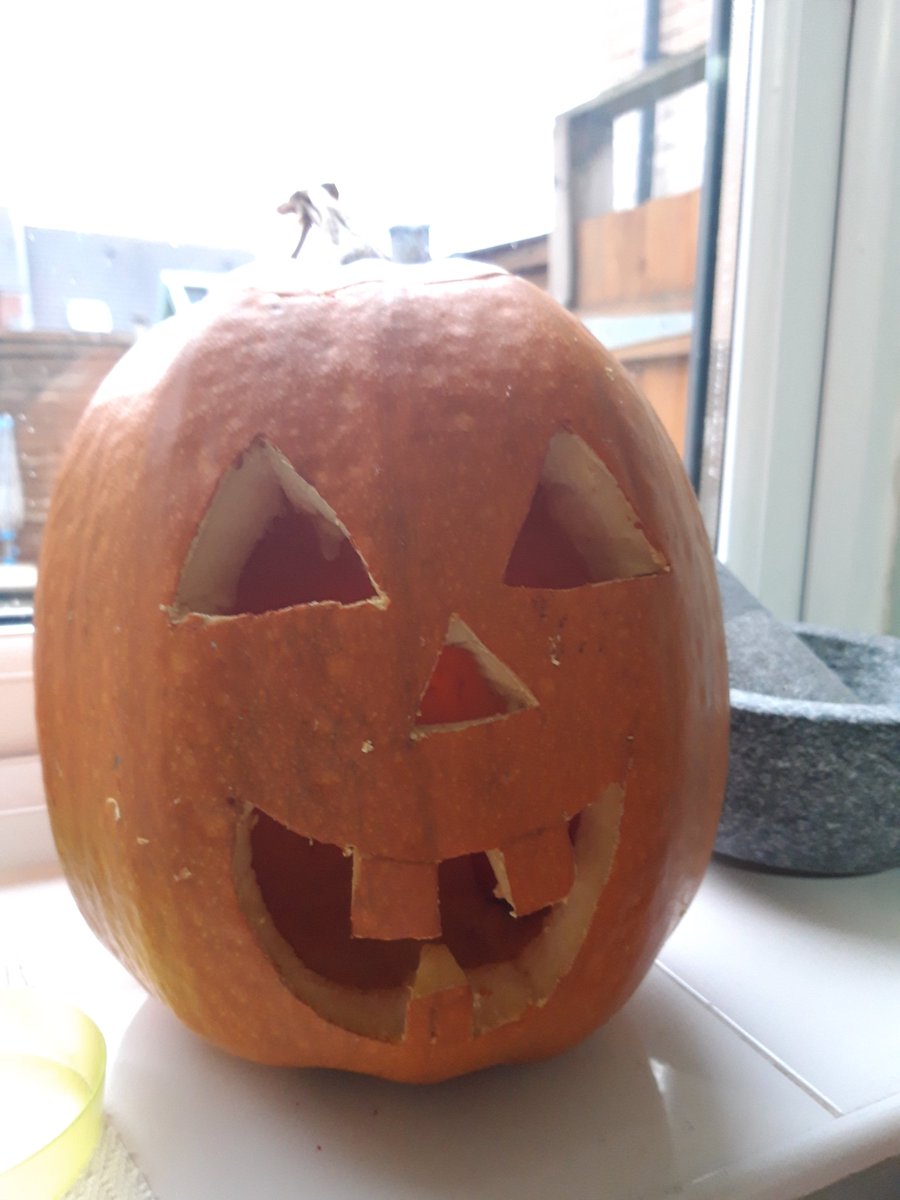 Halloween yo! The boys first carved pumpkin