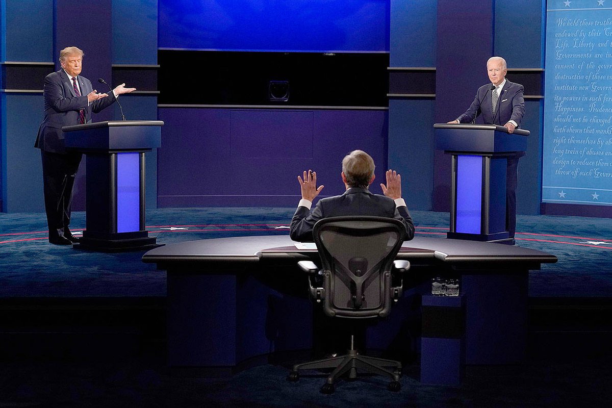 LivingEdgeAU's tweet photo. A true test of @HermanMiller ergonomics! Wallace, sitting comfortably amidst chaos in the Aeron Chair. #CaptionThis
SHOP: https://t.co/CvIk1nud2Z
#LivingEdge #HermanMiller #AeronChair #USPresidentialDebate #ChrisWallace #HotSeat #Ergonomics #PerformanceSeating #WorkChair https://t.co/5jsaWhKdKw