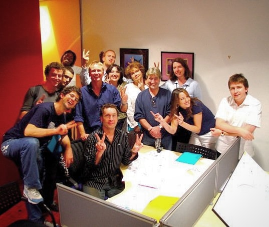 daverking's tweet photo. #ThrowbackThursday #Tbt
Yours truly, fresh-faced animation director, with the #VBirds crew for @cartoonnetworku in 2002, their first-ever in-house animated series. https://t.co/EzcrUSdwnB