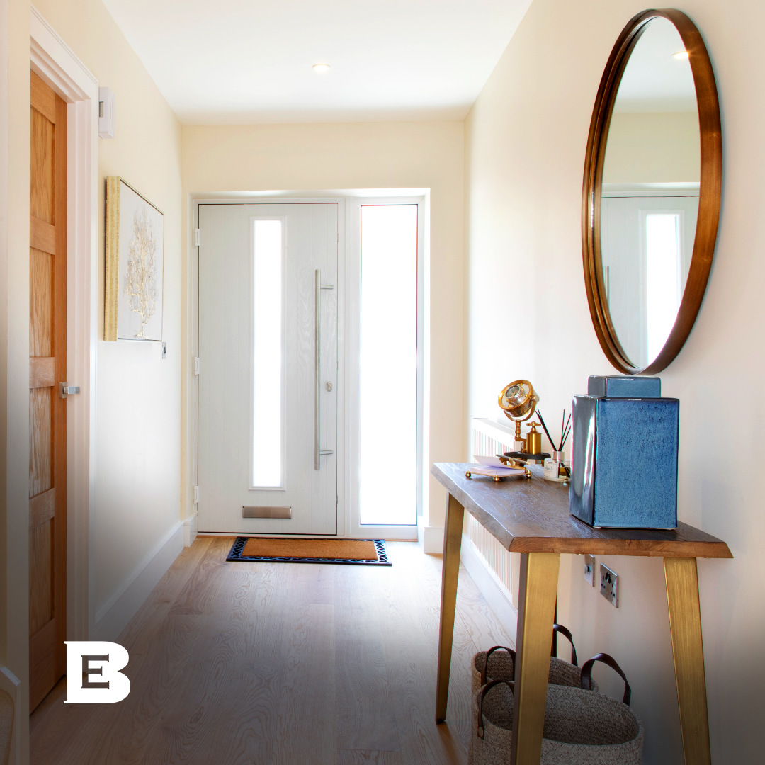 Welcome home, where a spacious and light entrance greets you. This is just one of the reasons you’ll enjoy stepping through your front door 😍

For more information call 01752 717710 or visit: burringtonestates.com/developments/n…

#LoveWhereYouLive #Devon #NewHome