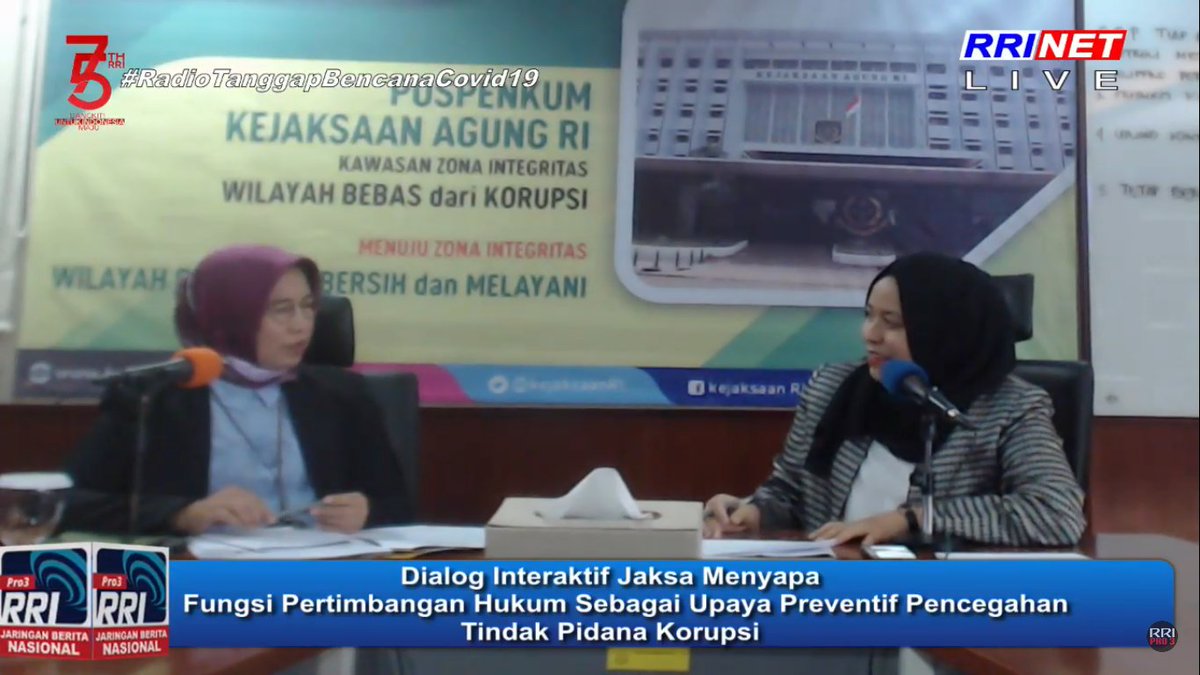 RRIPrograma3's tweet photo. #DIALOG Jaksa Menyapa "Pertimbangan Hukum Sebagai Upaya Preventif Pencegahan Tindak Pidana Korupsi"
Bersama :
Dr. Desy Meutia Firdaus - Kasubdit Tindakan Hukum lain dan Pelayanan Hukum pada JAMDATUN.
#INDONESIAMENYAPASIANG #RRIPRO3 https://t.co/Nkdi8XPTZG