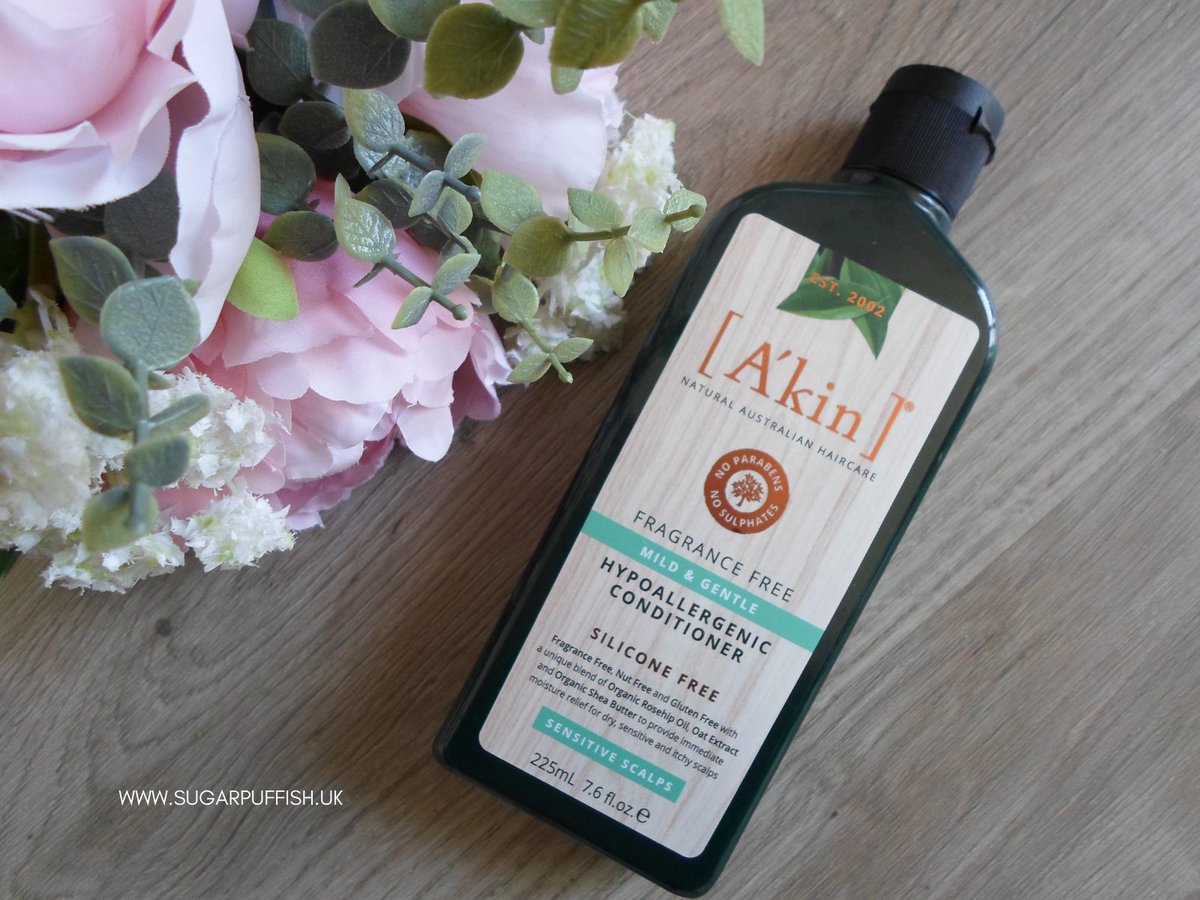 end of August I was on the hunt for a fragrance free hair conditioner &amp; the answer was in front of me the whole time, I opted for <a href="/AkinBeautyUK/">A'kin Beauty UK</a> Mild &amp; Gentle conditioner &amp; I've written a review sugarpuffish.uk/2020/09/review… #allergies #sensitiveskin #greenbeauty