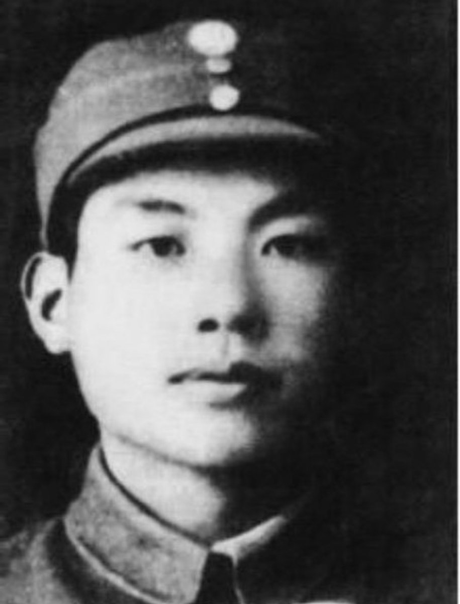 40) Xiong Xianghui, communist mole, who as personal secretory, assistant, and speech-writer for General Hu Zongnan, completely leaked latter’s military operational plans against de facto communist capital of Yan’an in 1947, with disastrous consequences.  https://twitter.com/simonbchen/status/1292427035202134017?s=20