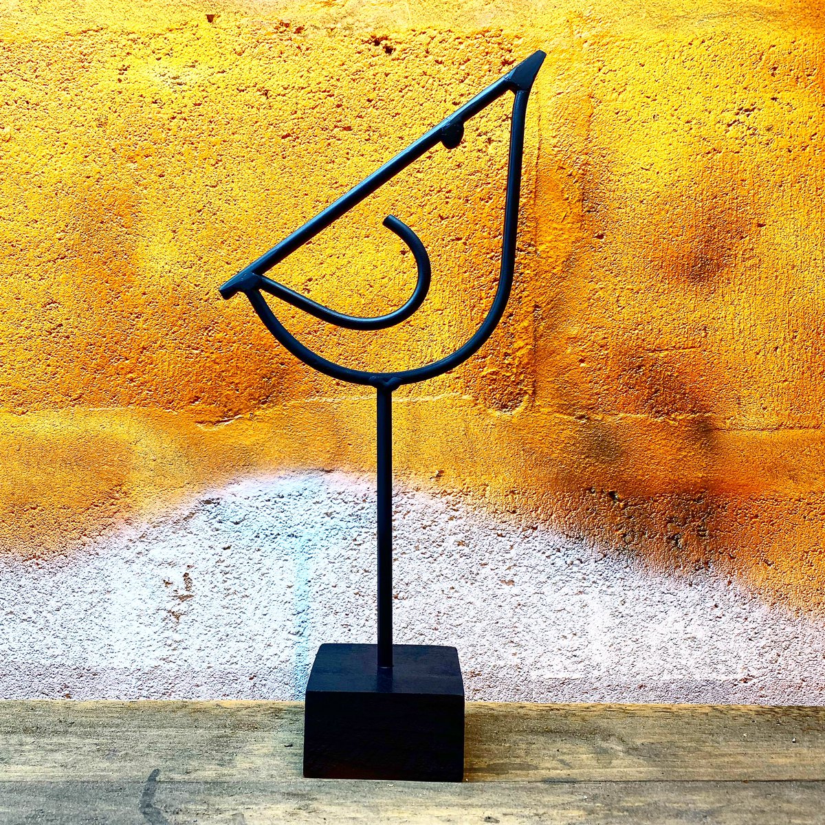 Sofia is Hausbird number 159. Available now at Hausbirds.com 

#birds #bird #hausbird #midcenturymodern #midmod #birdart #sculpture #birdsculpture #ornithology #metalart #handmade #giftideas #gift #home #metalartist #specialgift #steelsculpture #oneoff #hausform