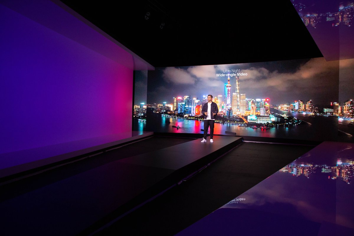 Capturez votre créativité dans ses moindres détails grâce à la fonctionnalité Vidéo Ultra Grand Angle de nuit. 👀  #OPPOReno4Series #BeyondTheLight