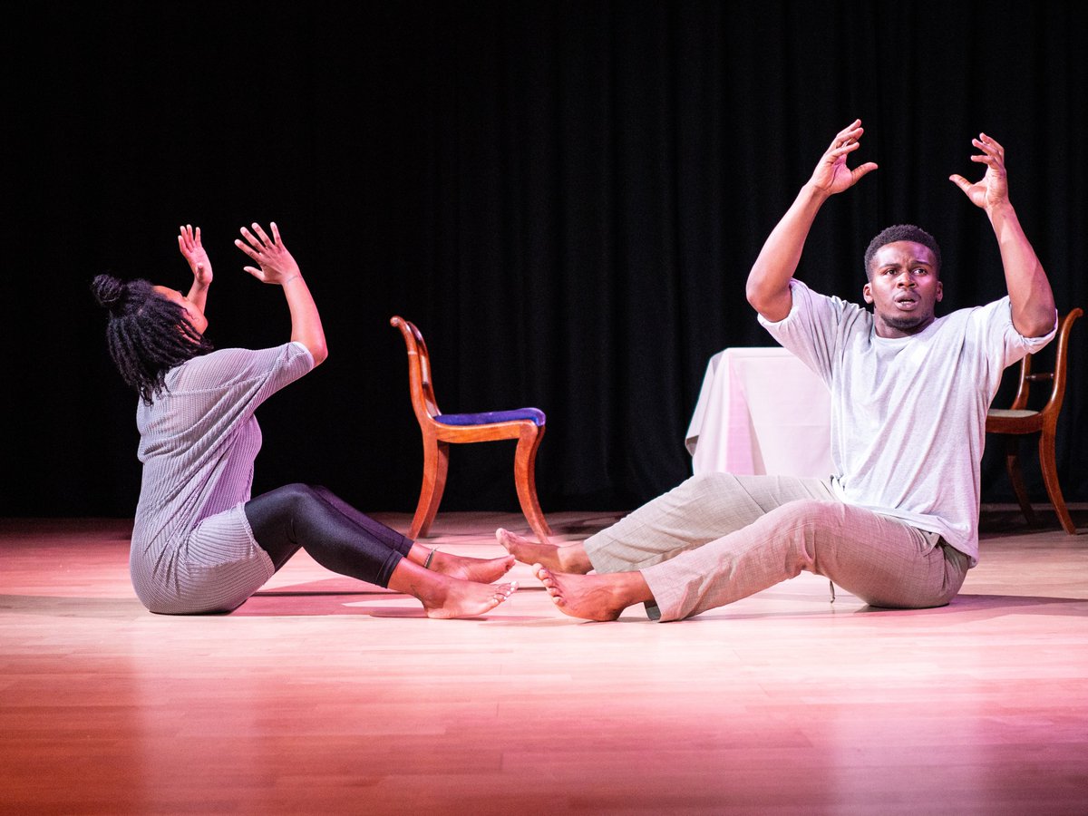 weareunltd's tweet photo. Applications for the latest round of Unlimited Commissions are officially open! You can now submit your Expression of Interest application for an Emerging Artist award, Research and Development award or a Main Commission.
Deadline 27 October, 12 noon.  
⬇️
https://t.co/zmdv5unApU https://t.co/BUIN6670Mt