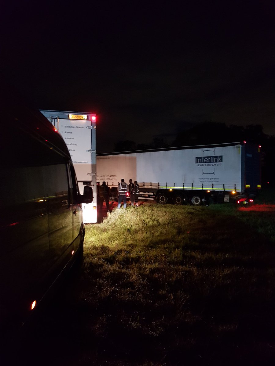 DesignInterlink's tweet image. An emotional day! We stand proud as an industry! We unite to SUPPORT our industry! We need the Government to SUPPORT us as an industry! @RishiSunak @BorisJohnson  We want to work and we want to work hard! This is our life! Don't take that away from us! 
#exhibition #events