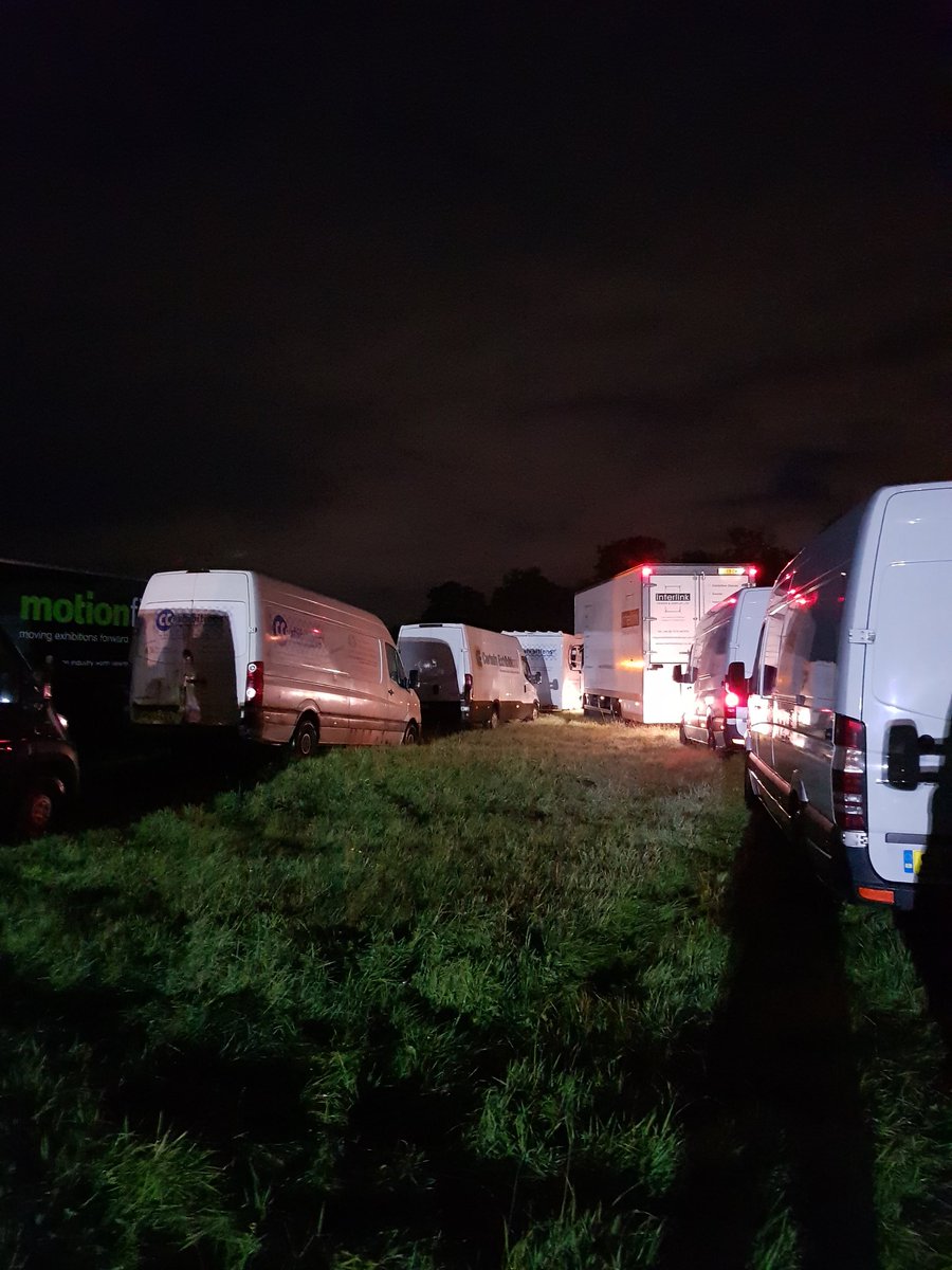 DesignInterlink's tweet image. An emotional day! We stand proud as an industry! We unite to SUPPORT our industry! We need the Government to SUPPORT us as an industry! @RishiSunak @BorisJohnson  We want to work and we want to work hard! This is our life! Don't take that away from us! 
#exhibition #events