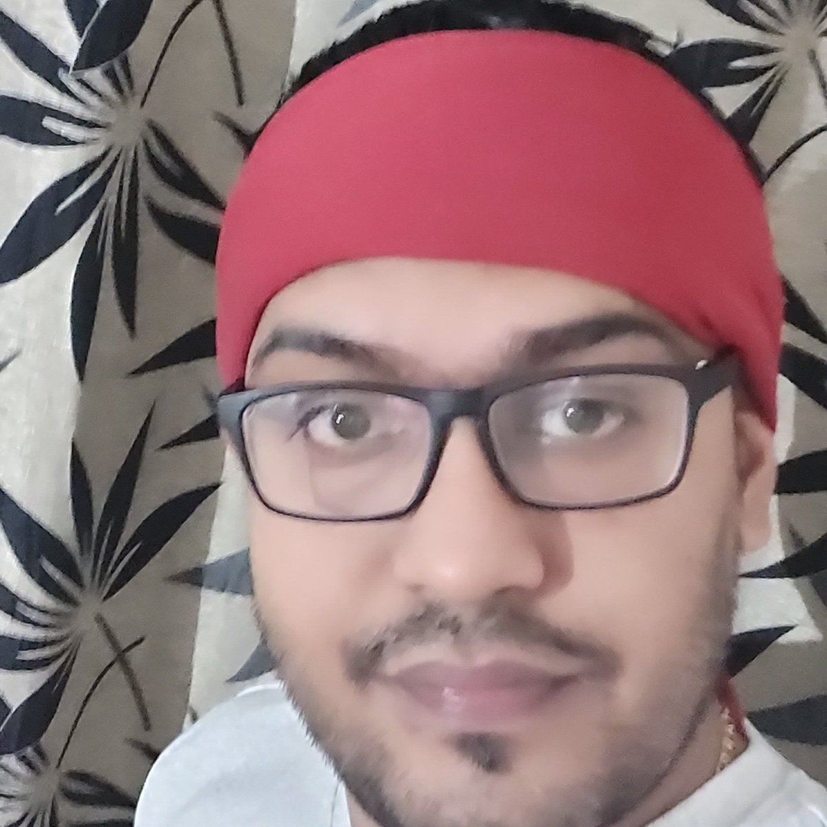 IamGMishra's tweet photo. Twitter is also terrified from the power of SSRians, Hence was down.

Back now, Keep roaring.

#Revolution4SSR https://t.co/YMh5jcQkvP