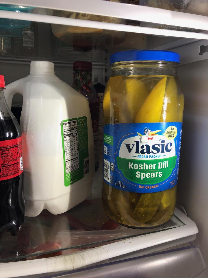 sparsonsATHS's tweet photo. Proud parent moment or not....? You be the judge. So when seeing this jar of pickles last night...Matthew said "it's huge" and without hesitation on her way upstairs ChloΓ« yells "that's what she said" She nailed it...I'm so proud #shesquick https://t.co/rFAswn4S4P