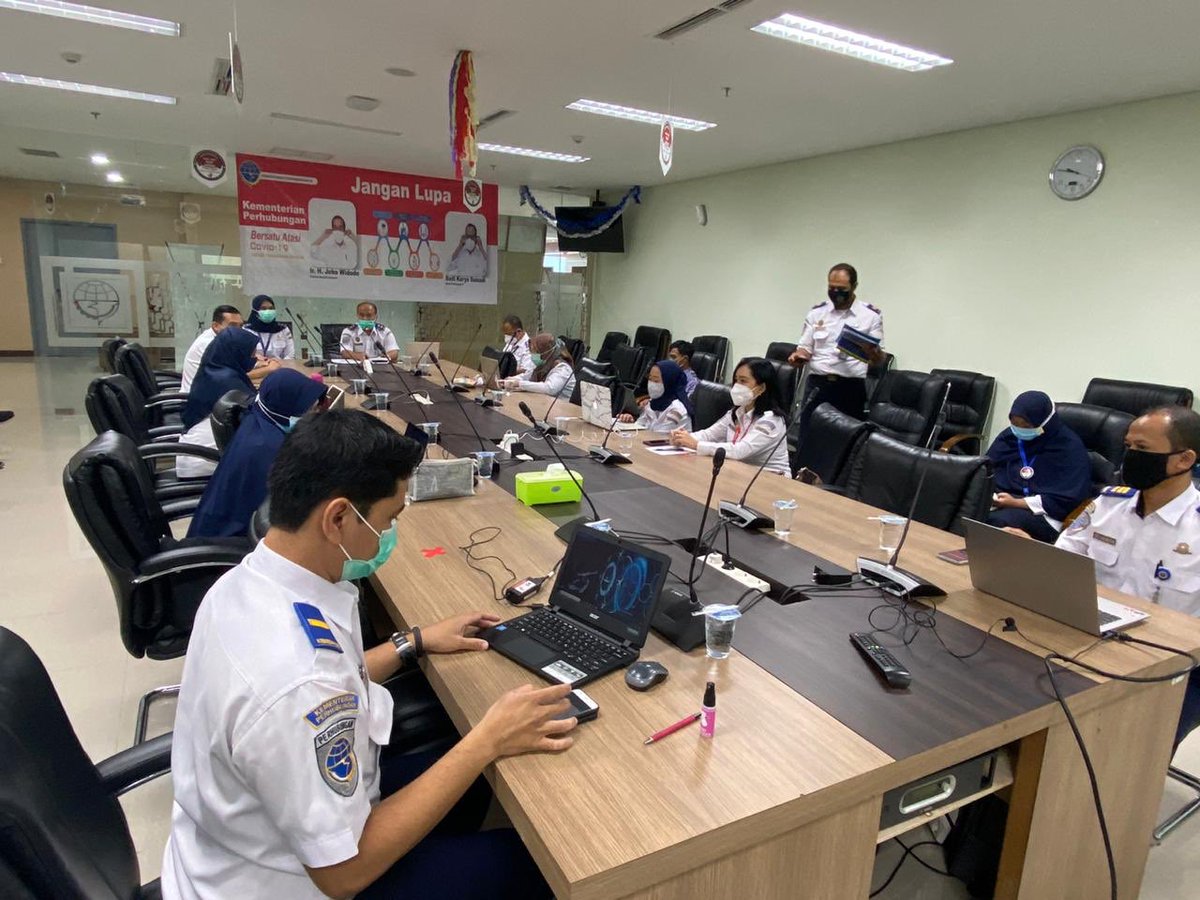 balaihatpen's tweet photo. Hai #sohibalkes, Kamis tgl 01 Oktober 2020 BLU Balai Hatpen mengikuti acara Sosialisasi &amp; Bimtek Survey Kepuasan Masyarakat (SKM) pada Unit Pelayanan Publik di Ditjen Hubud wilayah Jakarta &amp; Banten dgn menggunakan aplikasi 3A IPK-IKM. Acara ini diadakan oleh PPTB &amp; Kemen PAN RB https://t.co/6mT20YnsmC