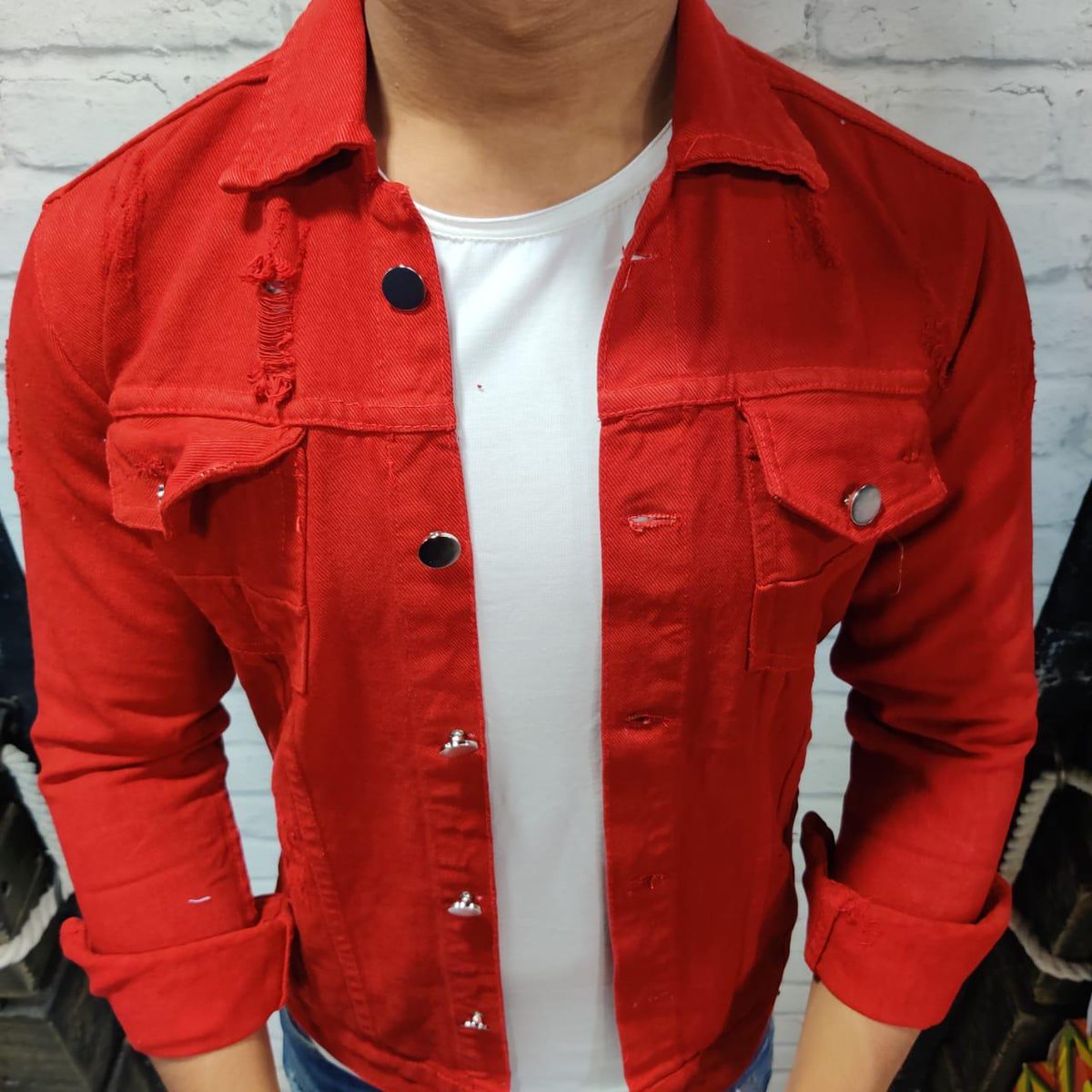MamtaReadymade's tweet photo. DENIM JACKET.
#denim #fashion #outfits #Trending #model #Pune #Mumbai #Karnataka #solapur #solapurmamtareadymade https://t.co/u37eQY8Doi