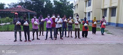 ekalyuvabharat's tweet photo. Gramothan Yojna 
Gramothan Research Centres serve as resource centres for ab villages surrounding. Aim is to make village community economically self-reliant. focus remains on Knowledge, Electronics &amp; Economic Connectivity to 100 villages

#Ekal #ekalyuva #thursdaymorning https://t.co/u4hZYqLI3e