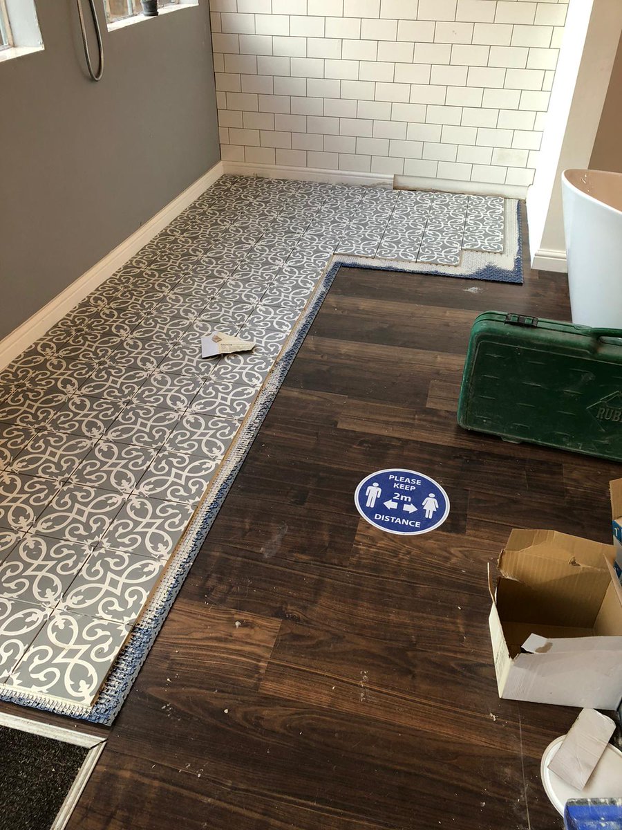 BALtiling's tweet photo. .@BAL_Geoff recently visited Nene Valley Bathrooms to train their installers on the use of BAL Flexbone 2Easy floating uncoupling mat for floor tile installations - helping to preserve the existing wooden floor. Tiles were fixed with BAL Flex One and Rapid-Flex One.

#tiling https://t.co/JMVIpzOLdn