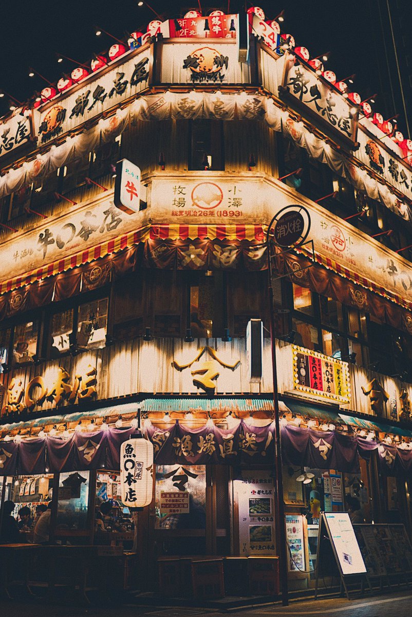 yumenvy's tweet photo. В окрестностях станций Hibiya - Ginza - Yurakucho 
#Tokyo https://t.co/nw5TmfWeBX