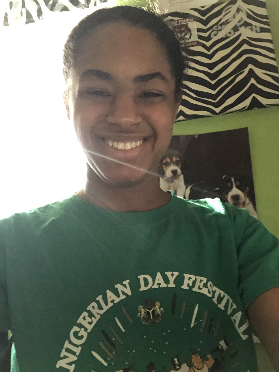 AprilJaneHoust1's tweet photo. Today, we wear green for Kindness! Make sure to be kind to one another. Also, Happy Nigerian Independence Day!! ✊🏽🇳🇬 #TravisTigers #tigerpride365 #GreenOut #NigerianIndependenceDay https://t.co/2bKpk6xIF5