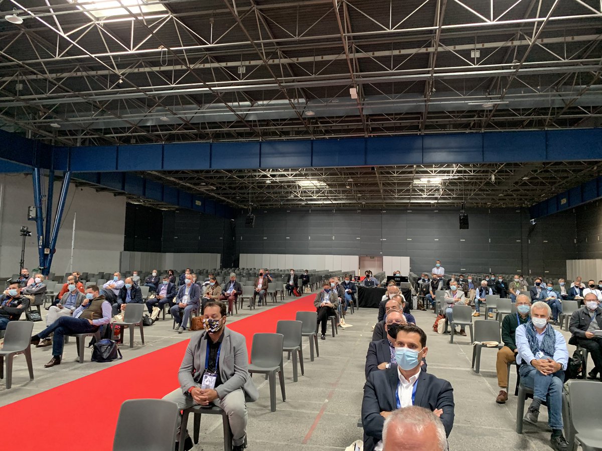 DSkiables's tweet photo. Ouverture de la 82e Assemblée Générale de Domaines Skiables de France 
Dans le respect des gestes barrières 👍 https://t.co/yYo6daVQCu