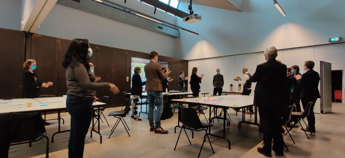 Digitaleague's tweet photo. [Club Open Innovation] Top 3 des conseils :
✊encourager et aider tous les membres à s'intéresser à l'innovation
🧠organiser des brainstormings fournisseurs, clients et collaborateurs
🔢avoir un nombre de projets d'innovation raisonnable

Et surtout ne plus avoir pour de l'échec https://t.co/cwAd53v9ZF