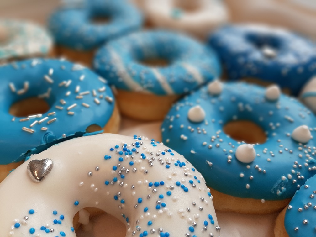 Een dag waarop we wat extra glans geven aan iedereen die zich verbonden voelt met ZINN. De Dag van ZINN is dit jaar extra speciaal omdat ZINN dit jaar 10 jaar bestaat. Vier je mee? zinnzorg.nl/dagvanzinn 2/2