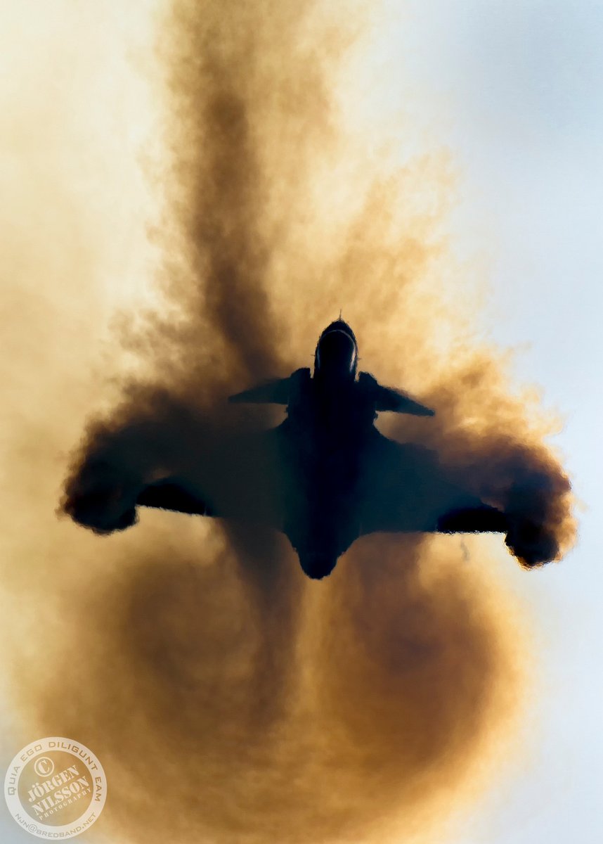 #SAAB 39C Gripen flown by <a href="/gripendisplay/">Gripen Solo Display</a> at RIAT 2014.

#Flygvapnet #svfm #swaf