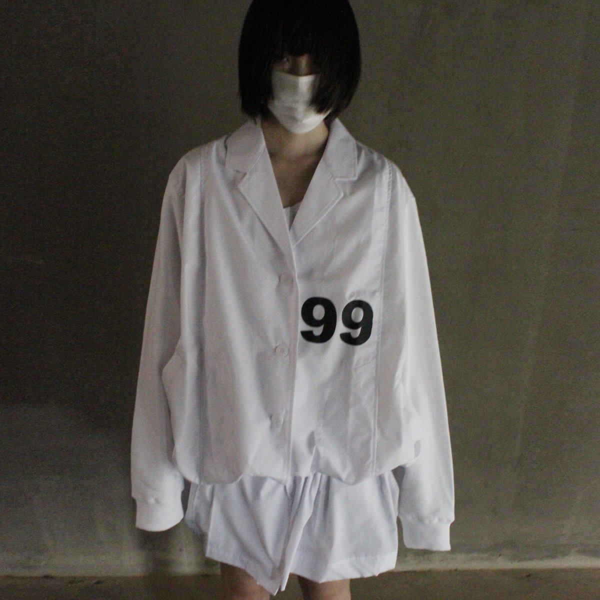 「ゼロゼロマルマル（00〇〇）」の51thコレクション「white×white」。
fashionsnap.com/collection/00m…