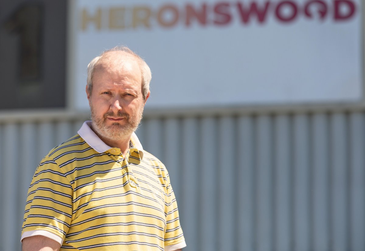 #Printing News: Heronswood Press has chosen a four colour #RMGT SRA1 LED UV press to shift away from the highly competitive B2 market, rather than wait to be squeezed between digital and larger format litho, says 
<a href="/PrintBusiness/">Print Business</a>, see bit.ly/2ZMyBXs