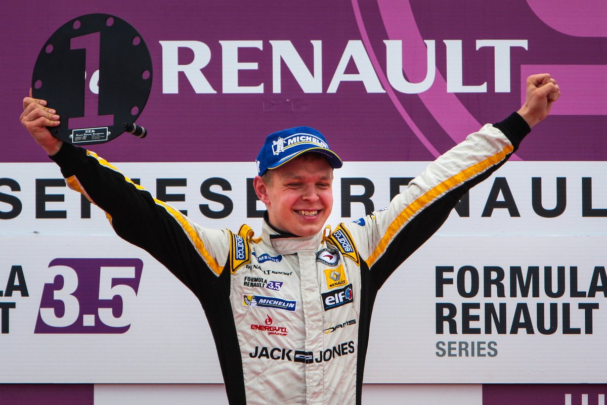 damsracing's tweet image. Happy birthday to our 2013 Formula Renault 3.5 champion @KevinMagnussen!

📸 Dutch Photo Agency