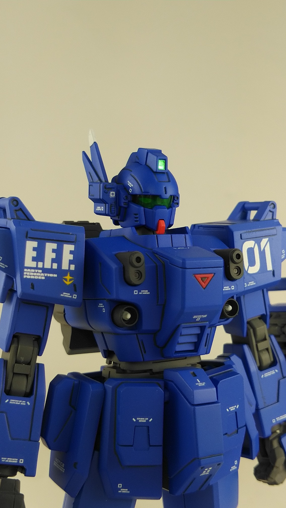 むらしょん 機動戦士ガンダム外伝 The Blue Destiny より Rx 79bd 1 ブルーディスティニー1号機 完成しました 近年リメイクされたキットで 丸目の ゲーム版 角目の 漫画版 頭部が付属しているので両方作っときました 塗装は全てガイアカラーを使用