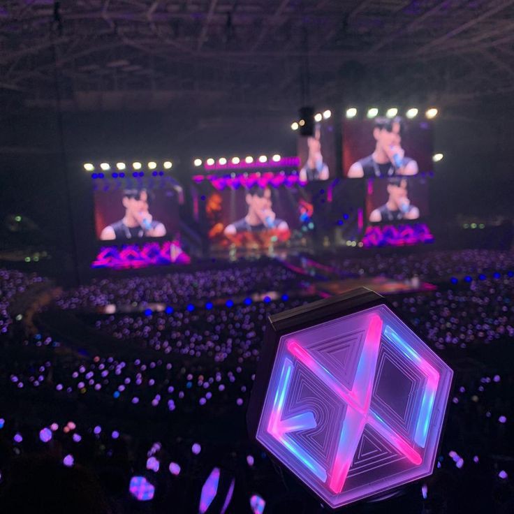 DiahRat12282907's tweet photo. mutualan yuk eari entar di back oke....❤#EXOL https://t.co/Tiw8yJtHwL