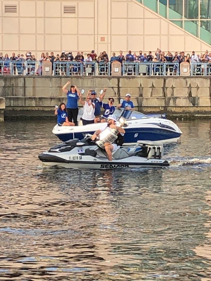 chucko24's tweet photo. The Bay Area partying with Lord Stanley’s Cup. #vanglorious @TBLightning #StanleyCup #StanleyCupBoatParade #stanleyneedsatan https://t.co/u8OAdHe4N9