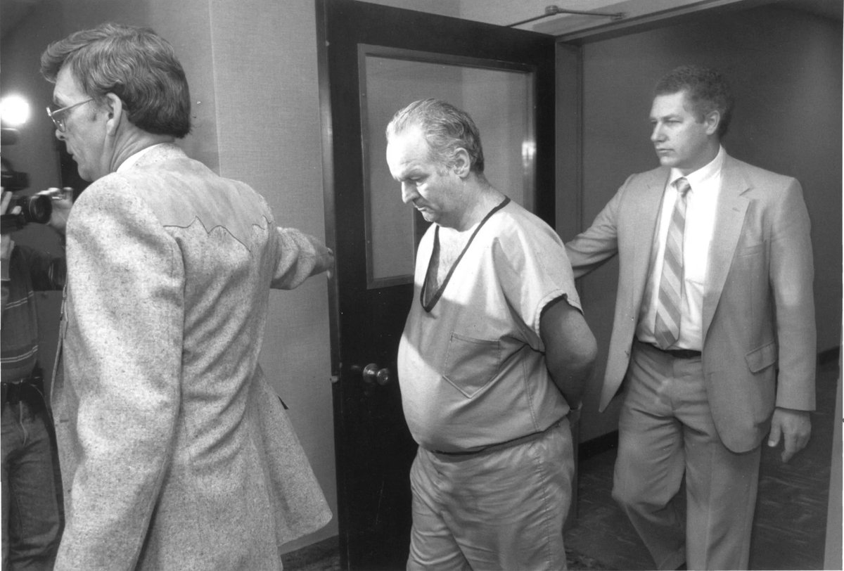 Today I am featuring Lorraine @anightmarepod Episode 7 on Arthur Shawcross on my channel. If you have never listened to Once Upon a Nightmare, give it a listen, subscribe/rate/review ⭐⭐⭐⭐⭐podcasts.apple.com/us/podcast/rid…