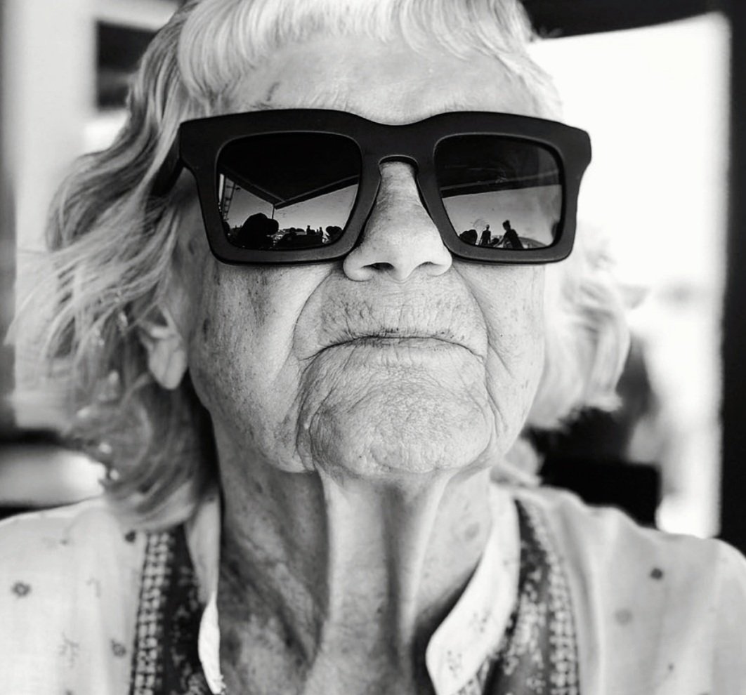 behindthewoman1's tweet photo. Happy International Day Of Older Persons everyone, a United Nations designated day to focus on the well being &amp; special needs of older people, I'd also like to make it a day where we celebrate older people &amp; show how they should be represented in society.
#IDOP2020 #ageing https://t.co/iunBXgys3O