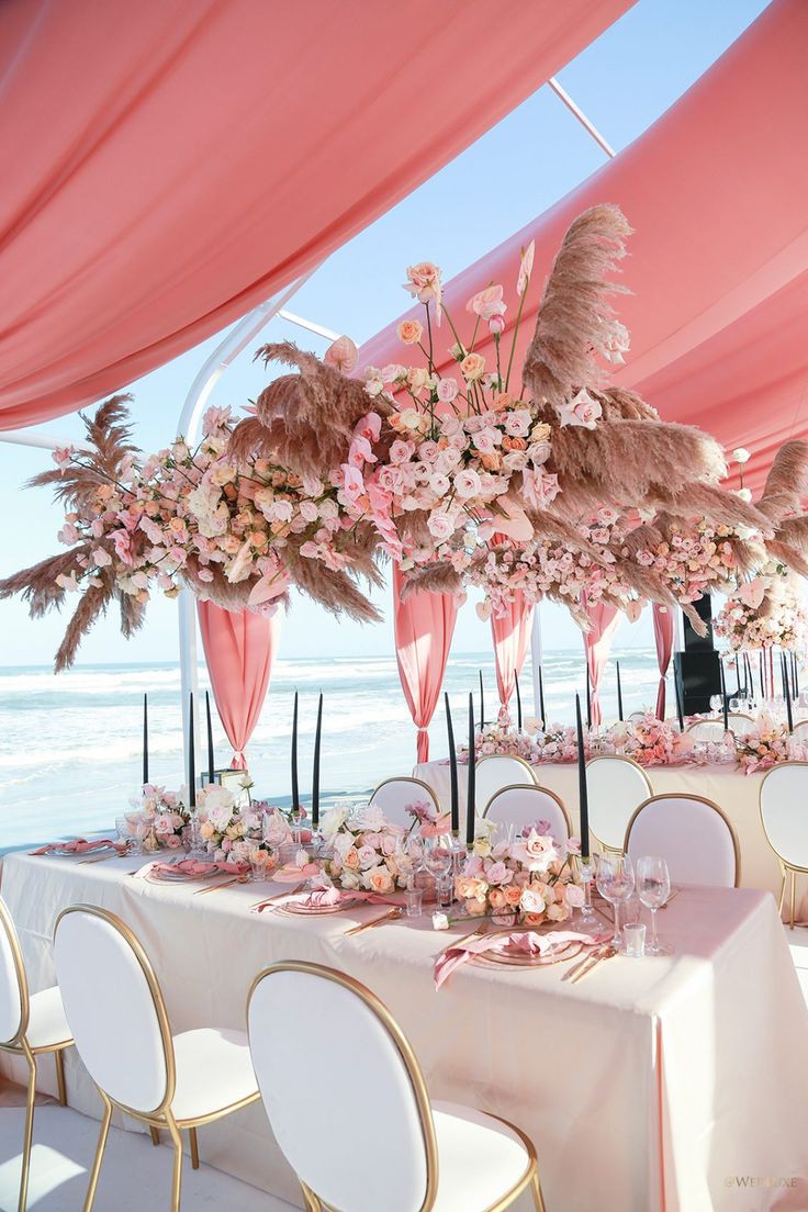 EventsPerigon's tweet image. Wedding by the beach ? 🏝🏝
💃. We got you. Give us a call (0738396371) and let us plan your big day stress free. 🎊🎊🎊
We follow the necessary measures and guidelines put in place. 
#perigonevents #wedding #newmonth #Trending #ThursdayThoughts