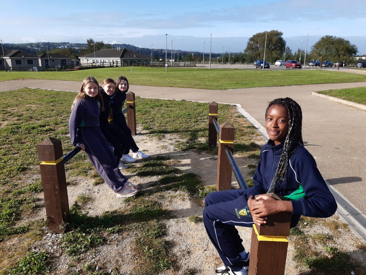 BunscoilC's tweet photo. @GetIreWalking @ActiveFlag @HealthyIreland Our Annual School Walk #WalkYourArea #BeActive #ActiveSchoolWalkway @TramoreValPark https://t.co/pijscuS4aY