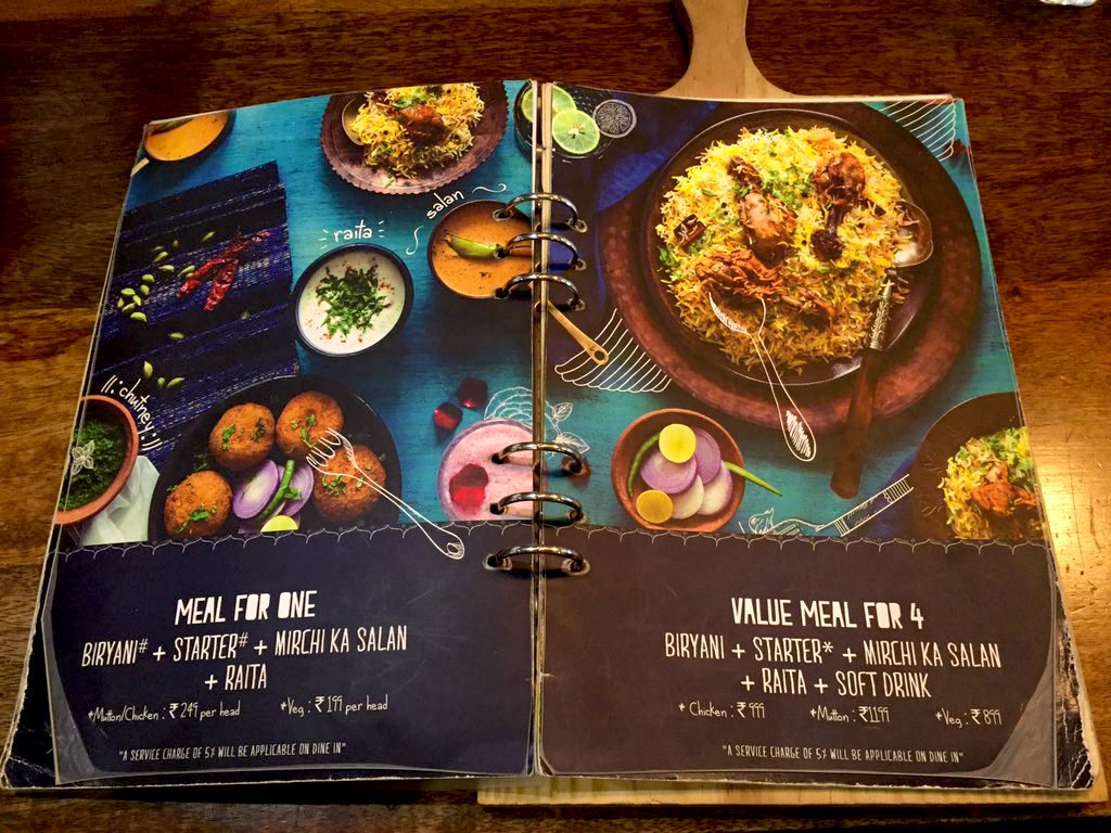 Mio 建築物でもイラストでも本の装丁でもインドはデザインや色彩が斬新 この色とこの色を組み合わせちゃうわけね っていう驚きがありつつ なぜかうまく馴染んでるのがすごい デザイン絡みに興味ある人は インドで何かしらヒントを得ることが