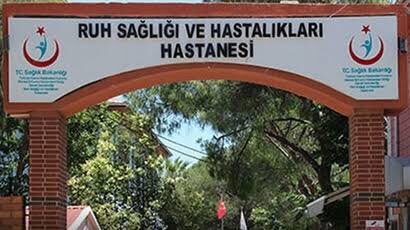 jorayda's tweet photo. Ben yerleştim arkadaşlar siz devam edin 🤦🏻‍♀️ #ektercih https://t.co/t8Umdie4f5