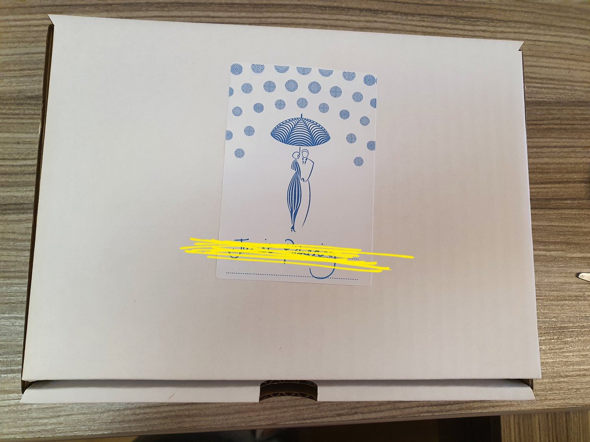 storytellersinc's tweet photo. ❄Happy publication day to @lauraclarewood #ASnowfallofSilver ❄
We are so happy to see our snowy little parcels popping up on publication day - enjoy your @marysmilkbar treat! (Remember to open them nametag side up!) https://t.co/3jiRNtRoyl