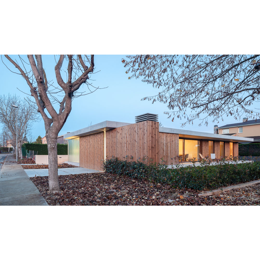 Fragments tweet media