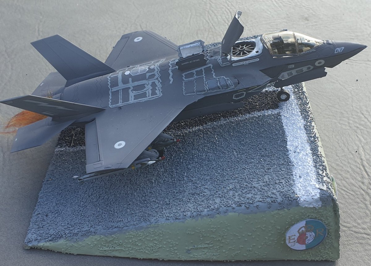 BritAircraftMod's tweet photo. British F35B taking off from HMS QE. If only they were as cheap as the 1/72 scale model to procure, we could fill the deck ourselves! https://t.co/mkuDrT2dlO https://t.co/UlfHPdnHVZ