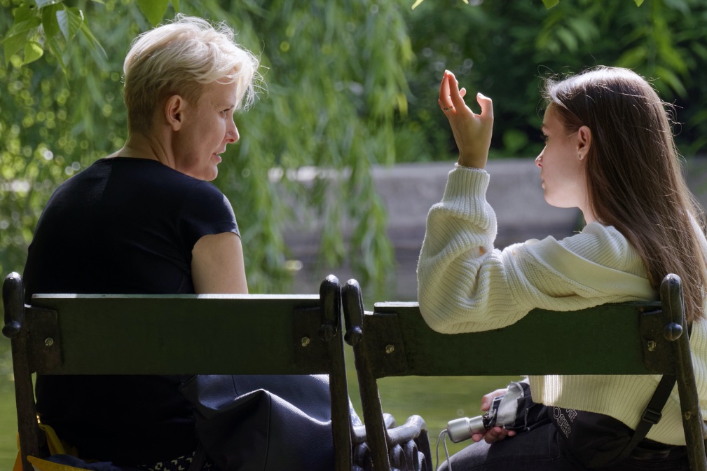 BilelloDelfina's tweet photo. Self-harm is not attention-seeking, but attention-needing.  Research suggests silence and stigma can stop people from accessing support. Talking can be helpful.

This interview study aims to give a voice to young people (14-17 years old). Get in touch: DXB984@student.bham.ac.uk https://t.co/YbCS3667H2