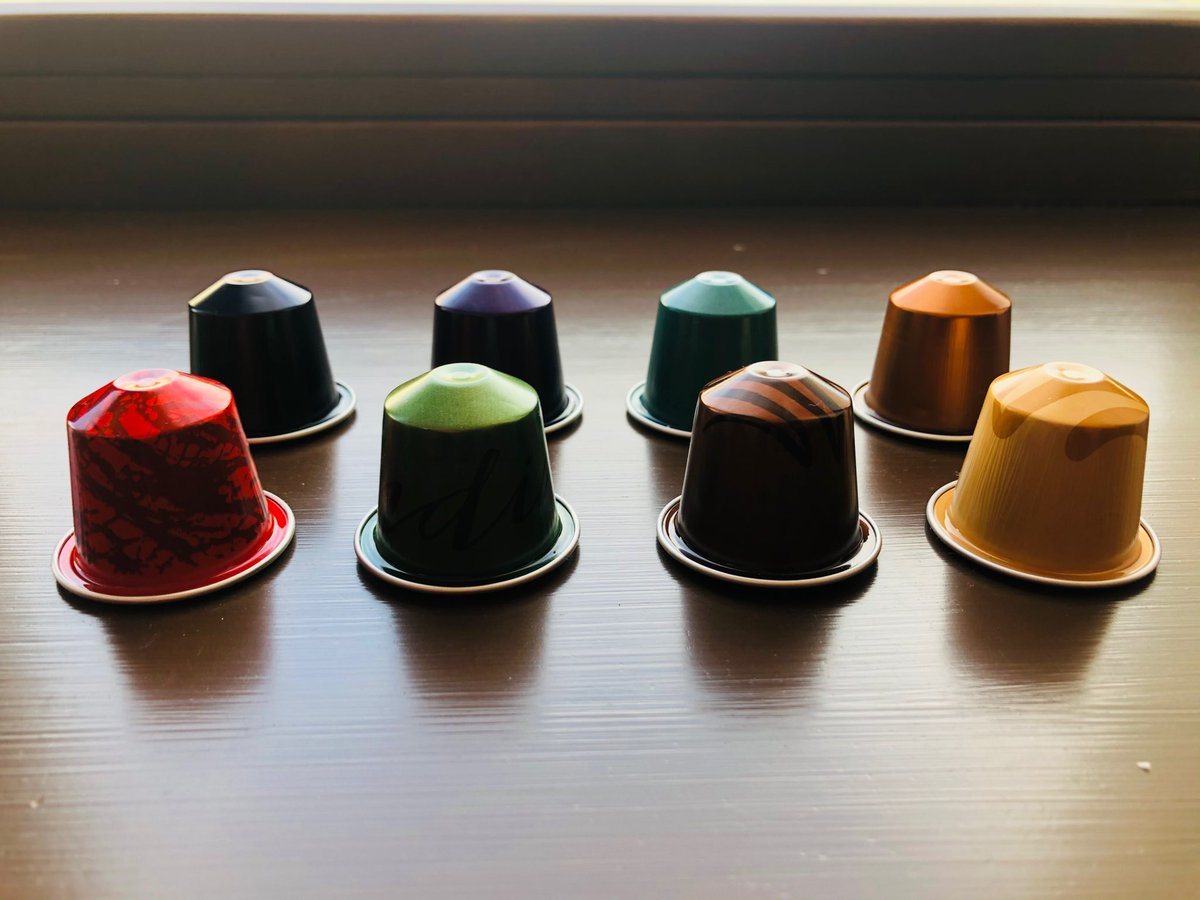 kg__media's tweet photo. Danas joj je međunarodni dan 🙂 
Svakodnevno se častimo čarolijom koju kriju šarene kapsule. Red je da s njima i proslavimo!  ⭐
#coffee #Nespresso https://t.co/40BmNG7tNo