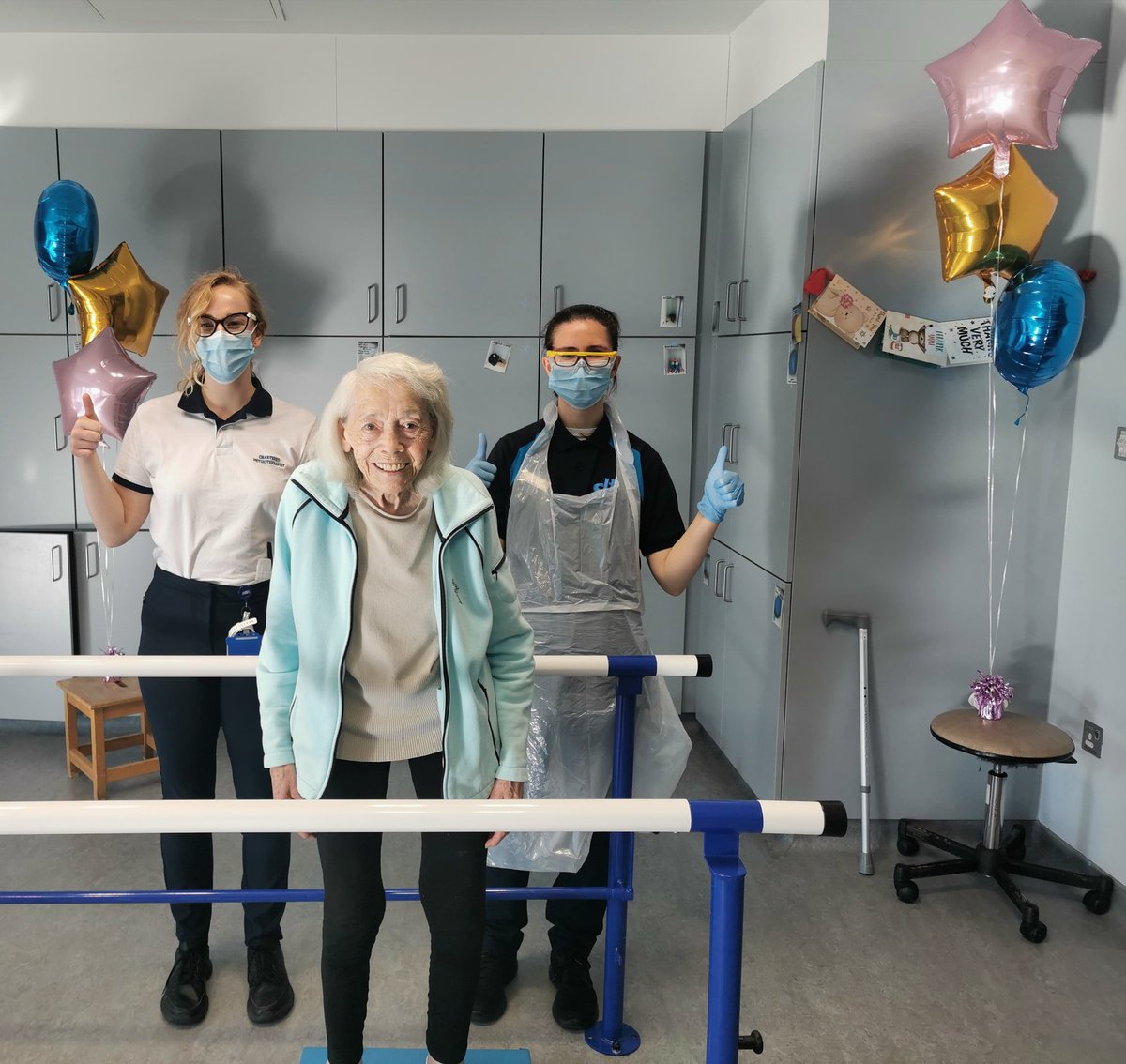MISA physio team having a lovely morning celebrating our wonderful older patients on #internationaldayofolderpersons 🌟🎉 #physio #agewell #getupgetdressedgetmoving #OlderPersonsDay <a href="/stjamesdublin/">St James's Hospital</a> <a href="/niamhphysio/">Niamh Murphy</a> <a href="/jem2206/">Joanne Finn</a> <a href="/brid_wilson/">Bríd Wilson</a>