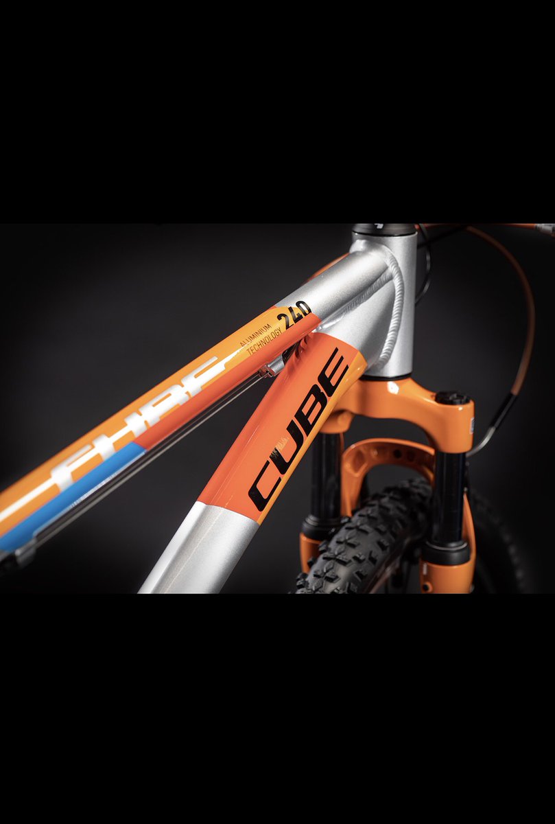bicicletasubeda's tweet photo. Disponible en nuestro establecimiento bicicleta CUBE ACID 240.
A nosotros nos encanta, ΒΏy a vosotros?
π.
https://t.co/uGEsjeRUa4
@cubebikesespana @bicicletasubeda
#mtb #junior #cycling #bike #cubebikes #bicicletasubeda #cube240 https://t.co/vUvX7SS22N